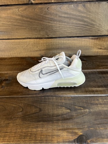 Nike Air Max 2090 White & Black Sneakers Shoes Women Size 11 CK2612-100 - Picture 8 of 15