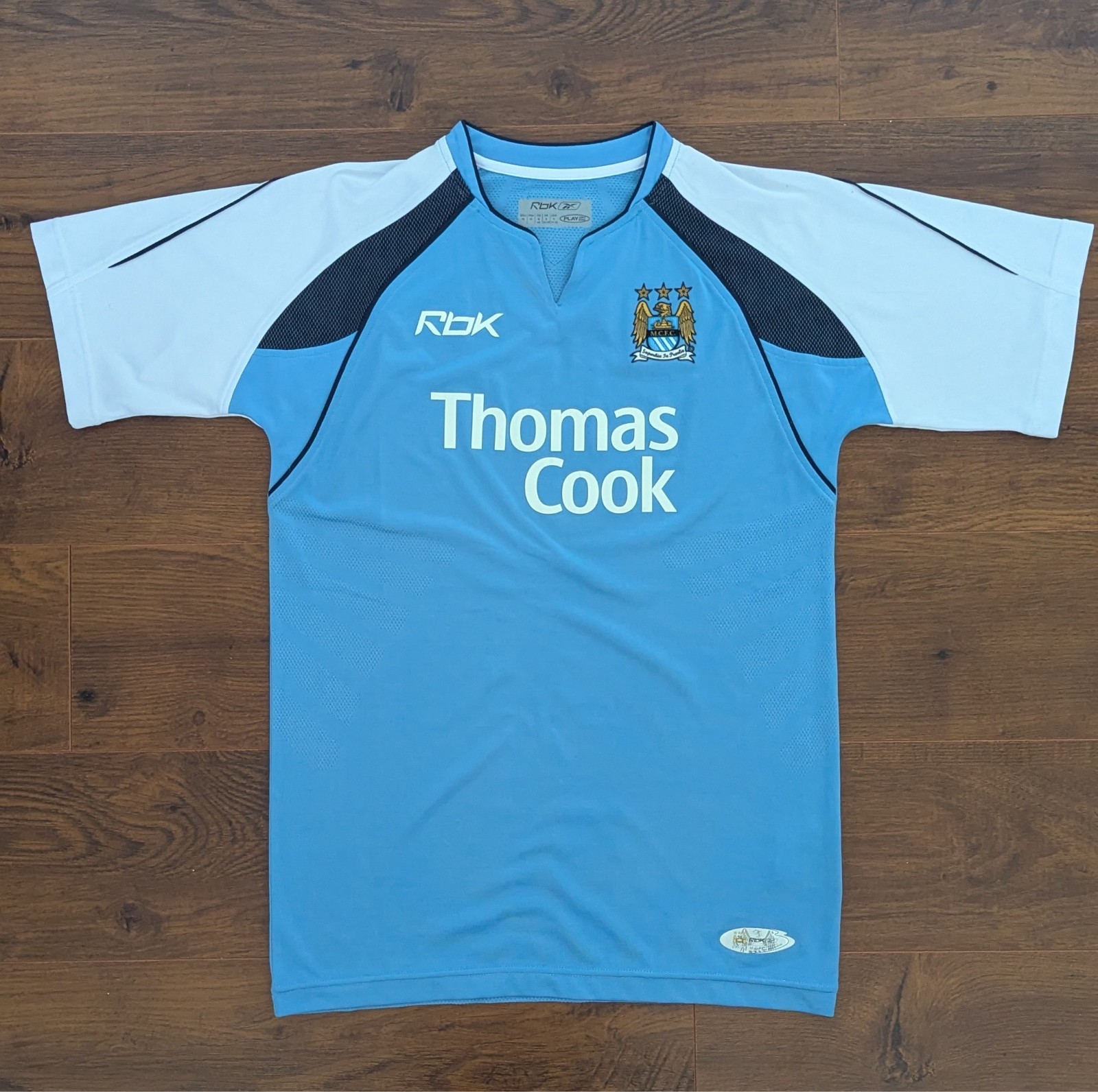 Manchester City 2006 2007 Home Football Shirt Size Small - Blue - Reebok