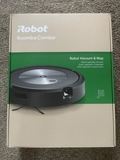 New iRobot Roomba Combo j5 - Robot Vacuum Mop - j517020