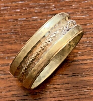 Vintage 14k Yellow Gold Wide Band Ring size 4g Art Carved