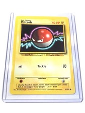 VOLTORB - Base Set - 67/102 - Common - Pokemon Card - Unlimited Edition - NM