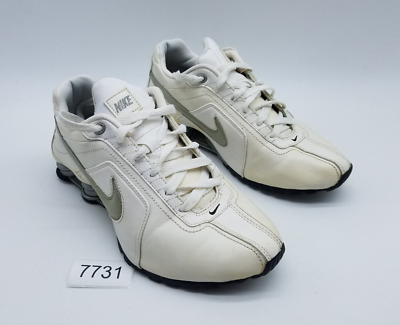 Nike Shox Conundrum Women's Size Running Shoes White Silver