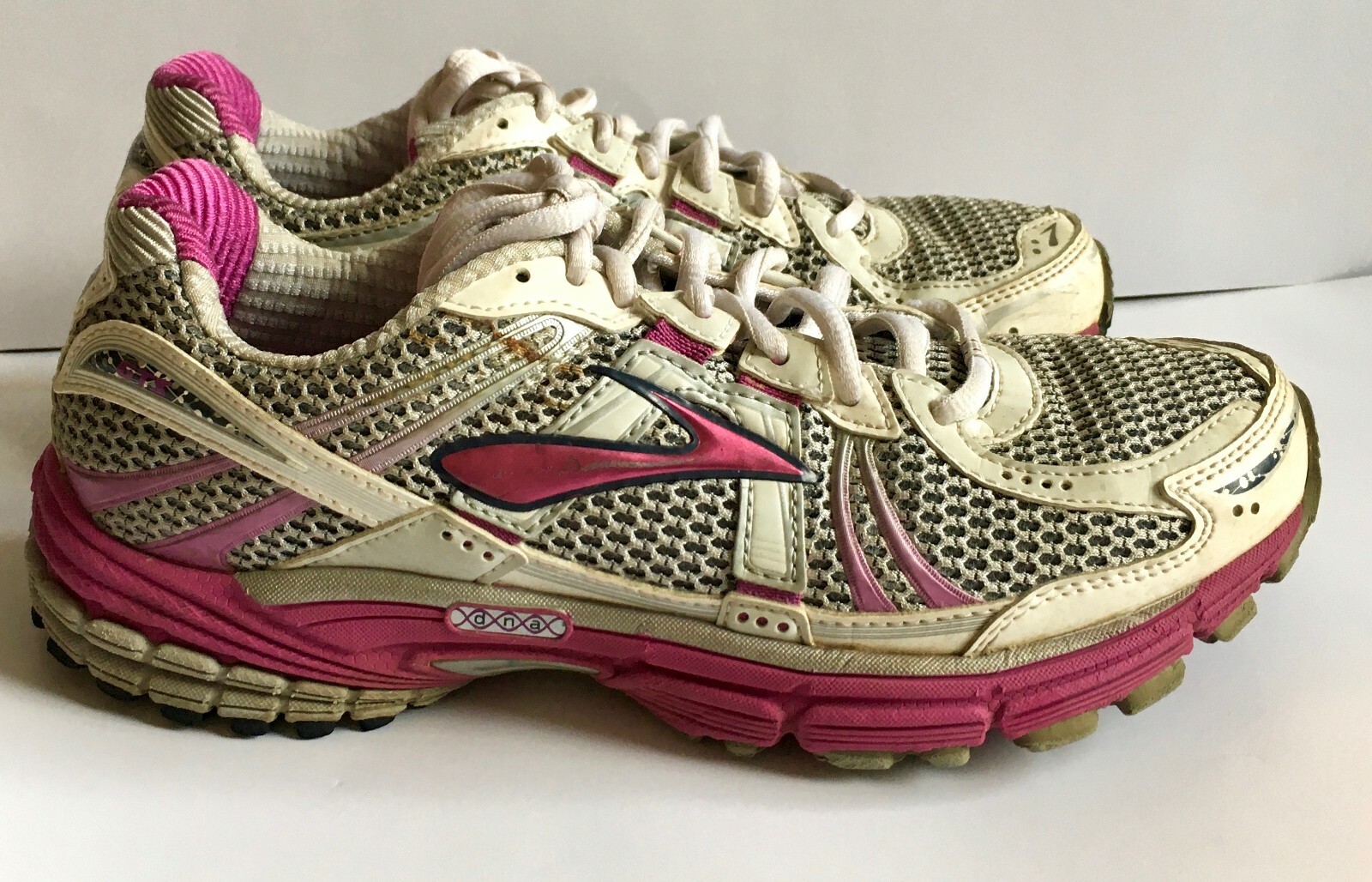 BROOKS Adrenaline Mogo GTS 12 Women's Running Shoes G… Gem