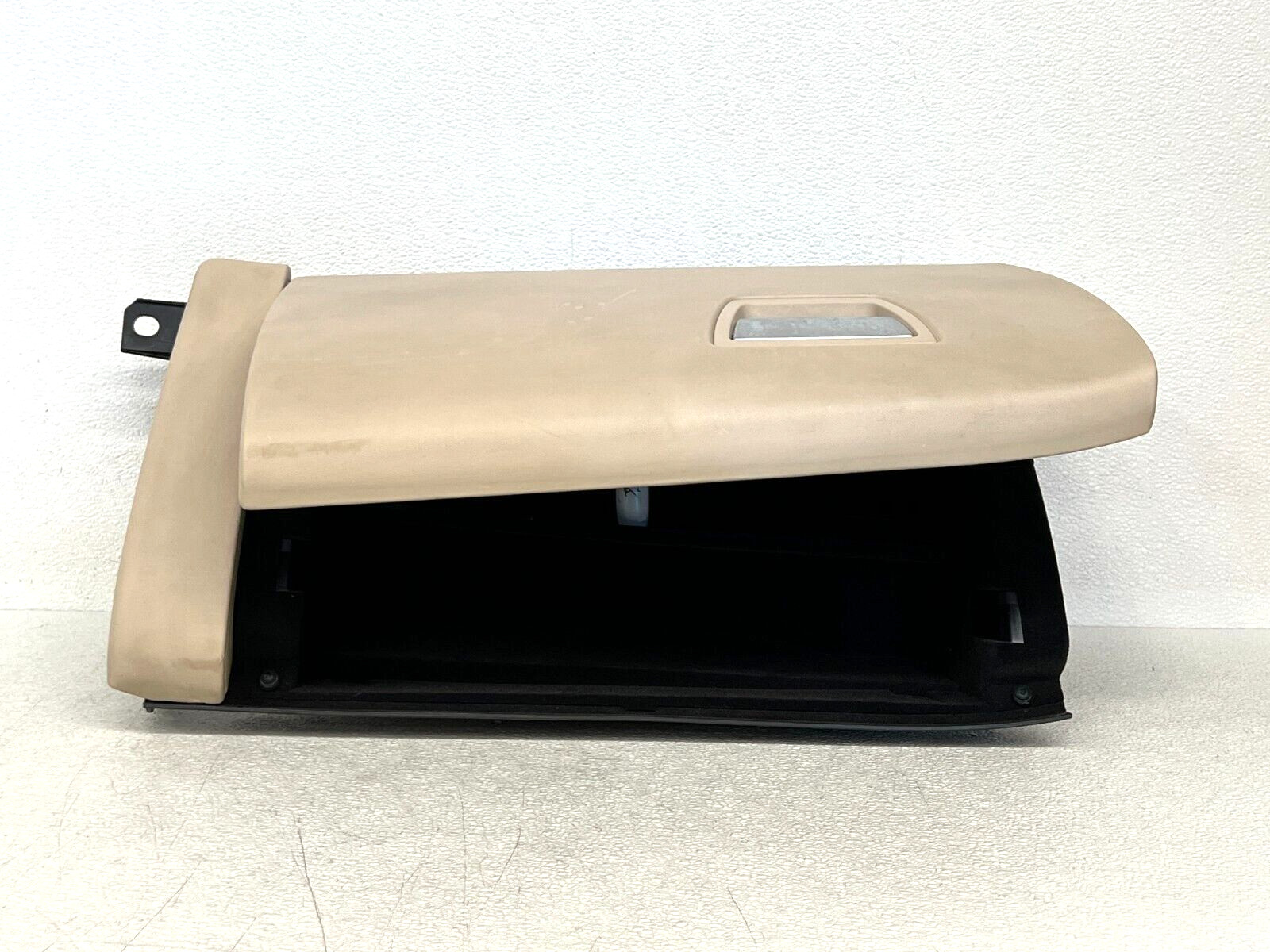 ⭐2014-2019 MASERATI GHIBLI GLOVEBOX STORAGE COMPARTMENT ASSEMBLY OEM LOT2531