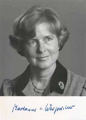 Autograph Marianne von Weizsäcker - wife Federal President - photo original sign