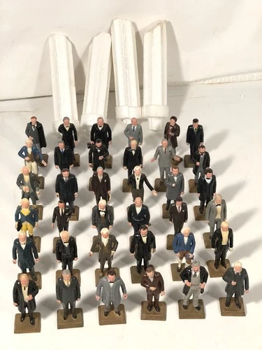 Vintage Marx US Presidents Hand Painted Set 36 Pieces w Orig Styrofoam Columns
