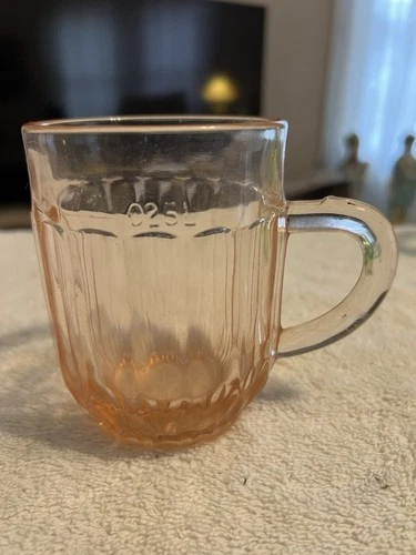 (1) Pink Depression Glass Mugs / MINT / AGW / 0.25 L