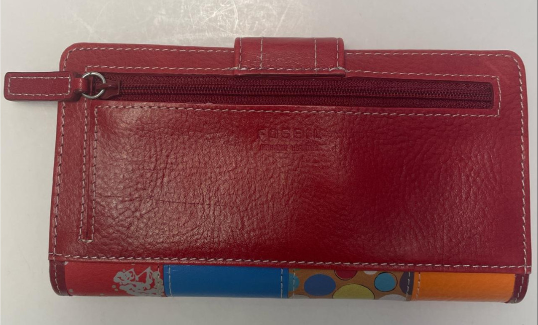 FOSSIL PATCHWORK LEATHER WALLET - image 7