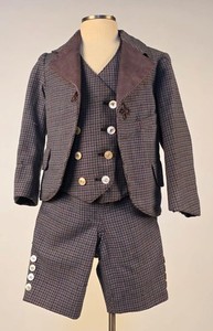 VICTORIAN 19TH C LITTLE BOY’S 3 PC CHECK WOOL SUIT W DBLE BREASTED WAISTCOAT