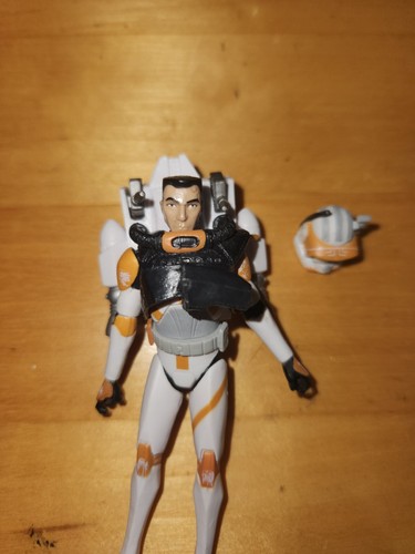 STAR WARS HASBRO 3.75" CLONE WARS COLLECTION PHASE 2 COMMANDER CODY - Picture 4 of 4