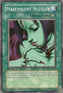Malevolent Nuzzler - SDSC-EN023 - Common - Unlimited Edition x3 - Near Mint