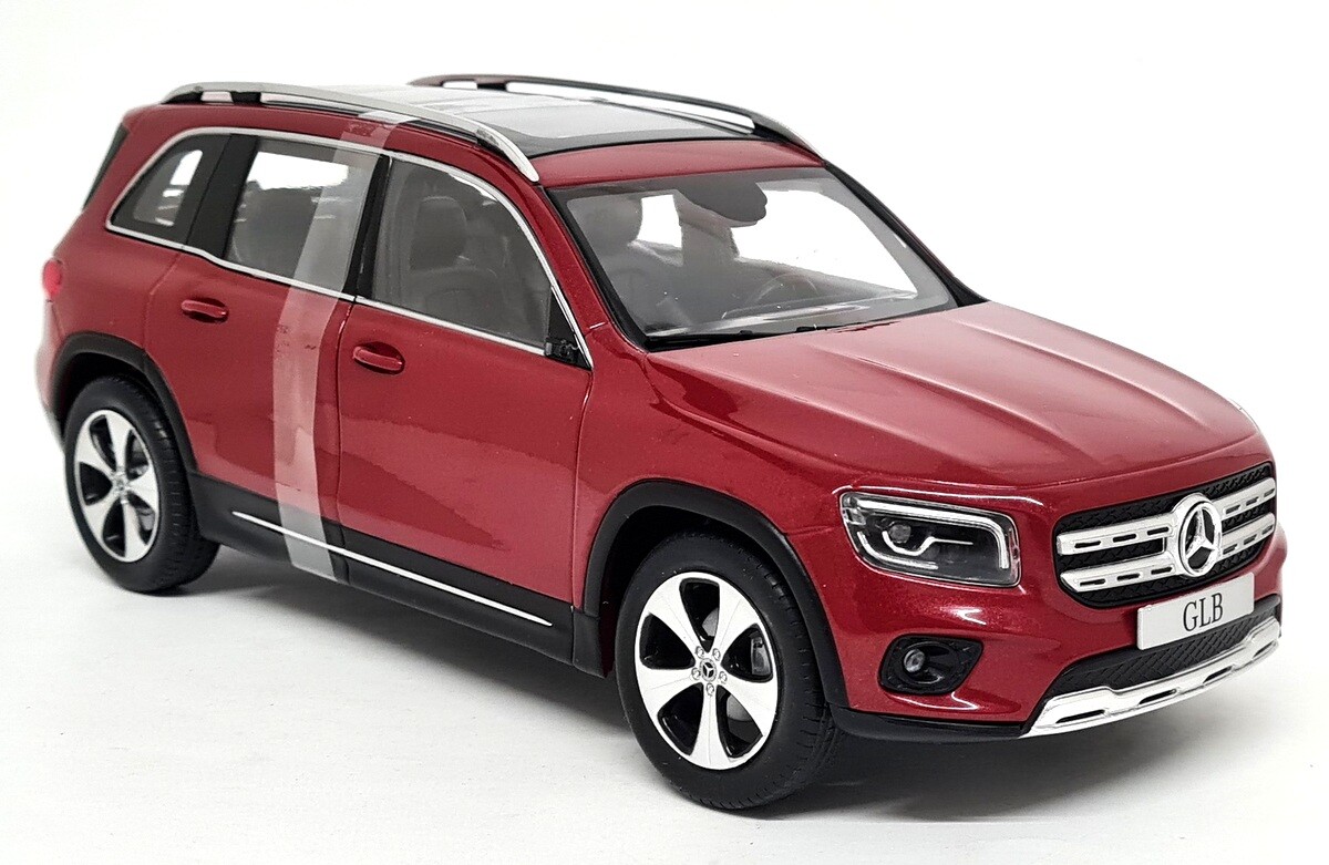 Mercedes-Benz GLB 1/18 ミニカー 赤 Mercedes-Benz GLB 1/18 ミニカー 赤 Mercedes-Benz GLB 1/18 ミニカー 赤