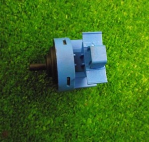 Waschmaschine HOTPOINT HE7L252 P UK Druckschalter