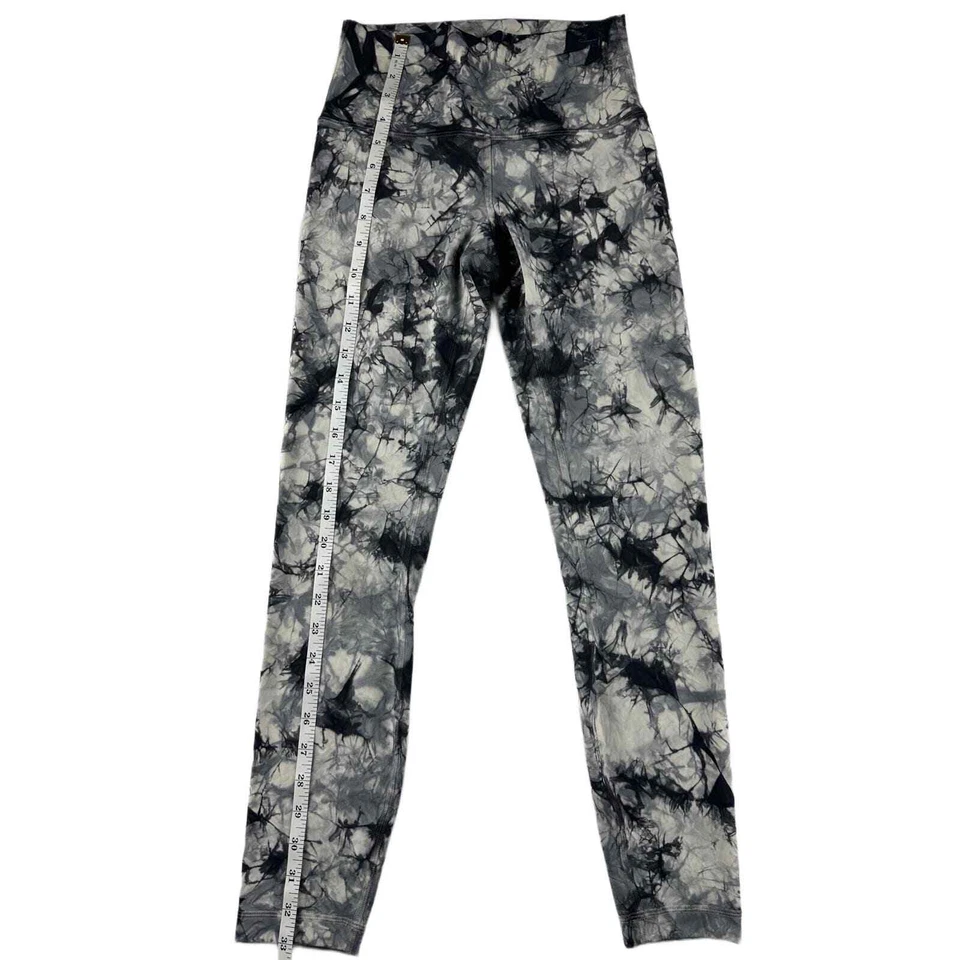 Apretado Lululemon Wunder Under Hi-Rise 7/8 *Doble Shibori Full-On Luxtreme 25" Talla 4 Foto 4 de 4