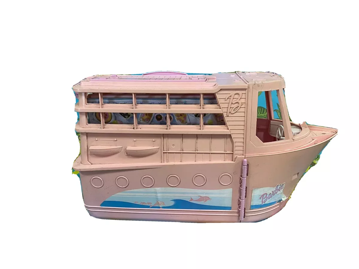 Barbie bateau croisière