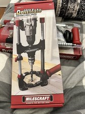 Guía de perforación portátil Milescraft 1318 DrillMate - Plantilla de perforación de precisión Atta