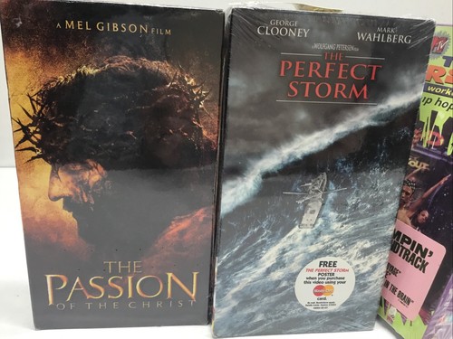 10 NEW VHS PERFECT STORM, DIAL M FOR MURDER, GULLIVER’S TRAVEL, PASSION OF T… - Photo 8/18