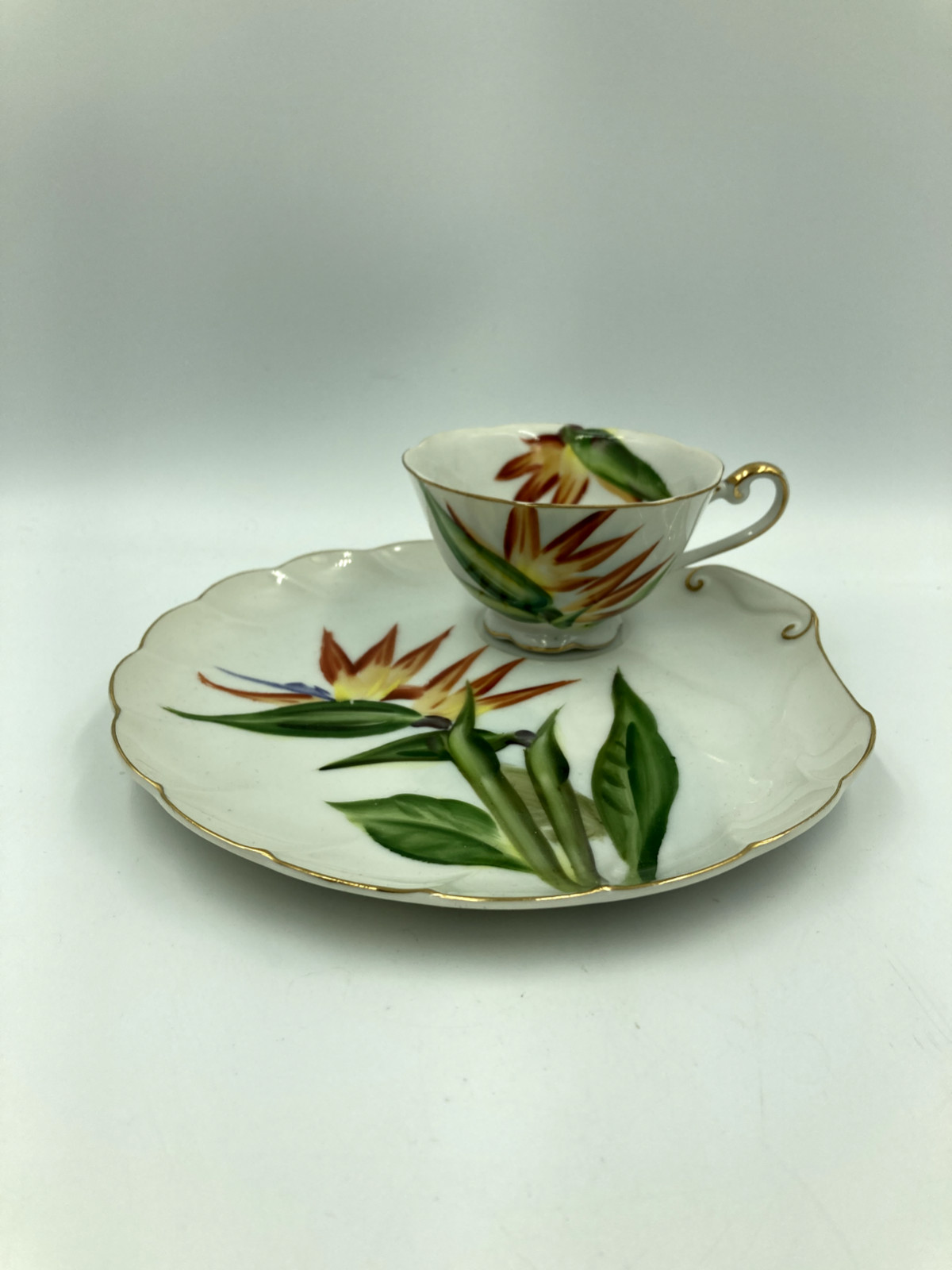 FOUR sets vtg cups/plates - 8 pcs/4 diff hand painted HI flowers/~50s japan NICE