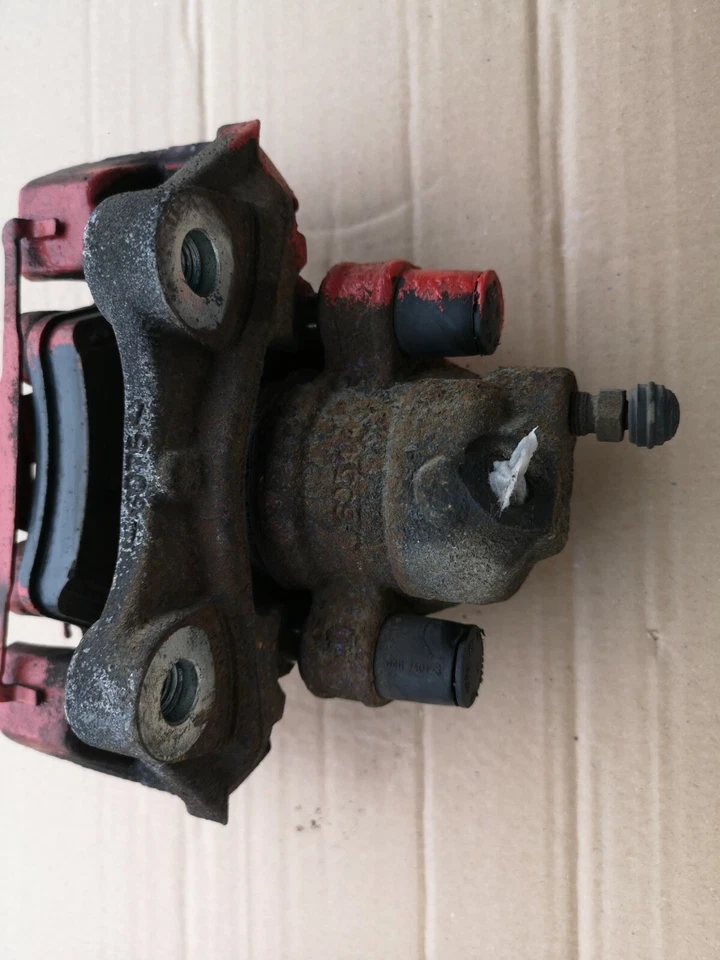 Mercedes Benz R320 2006 W251 pinza de freno completa pasajero trasero lado izquierdo Foto 2 de 4