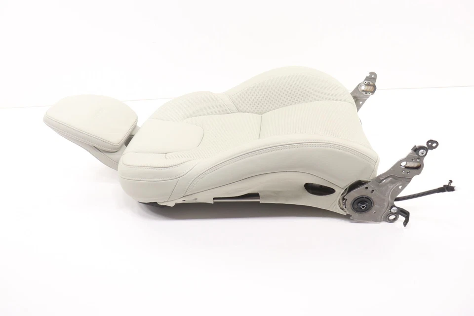 Volvo XC60 2018-2025 asiento delantero derecho cojín superior OEM blanco_UC00 Foto 2 de 4