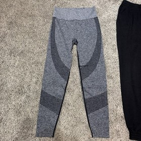 Victoria&rsquo;s Secret PINK Active Leggings + sweat pants Lot 2 Size M Gray and black