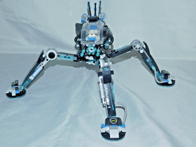 LEGO Ninjago Movie set 70611 Water Strider with Minifigures & Instructions