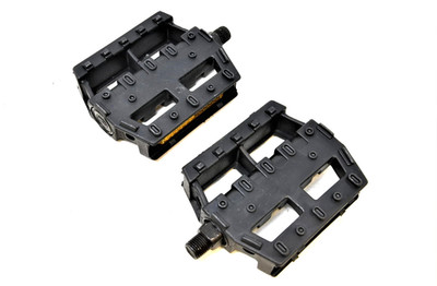 Internet Retouren: PAAR SCHWARZE FLACHE PLATTFORM RESIN 1/2'' BMX PEDALE EINTEILIG KURBEL