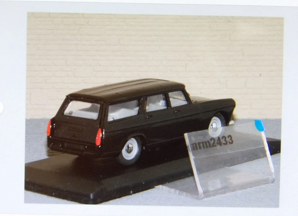 PEUGEOT 404 FAMILIALE BREAK 1964 NOIR ELIGOR 1/43 Ref 100601 - MADE EN FRANCE ! - Photo 3/4