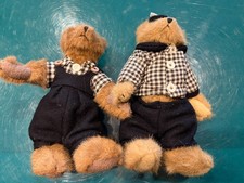2-Boyd Bears. Cute Little Stuffed Bears. One boy and one girl. Pre-Owned.
