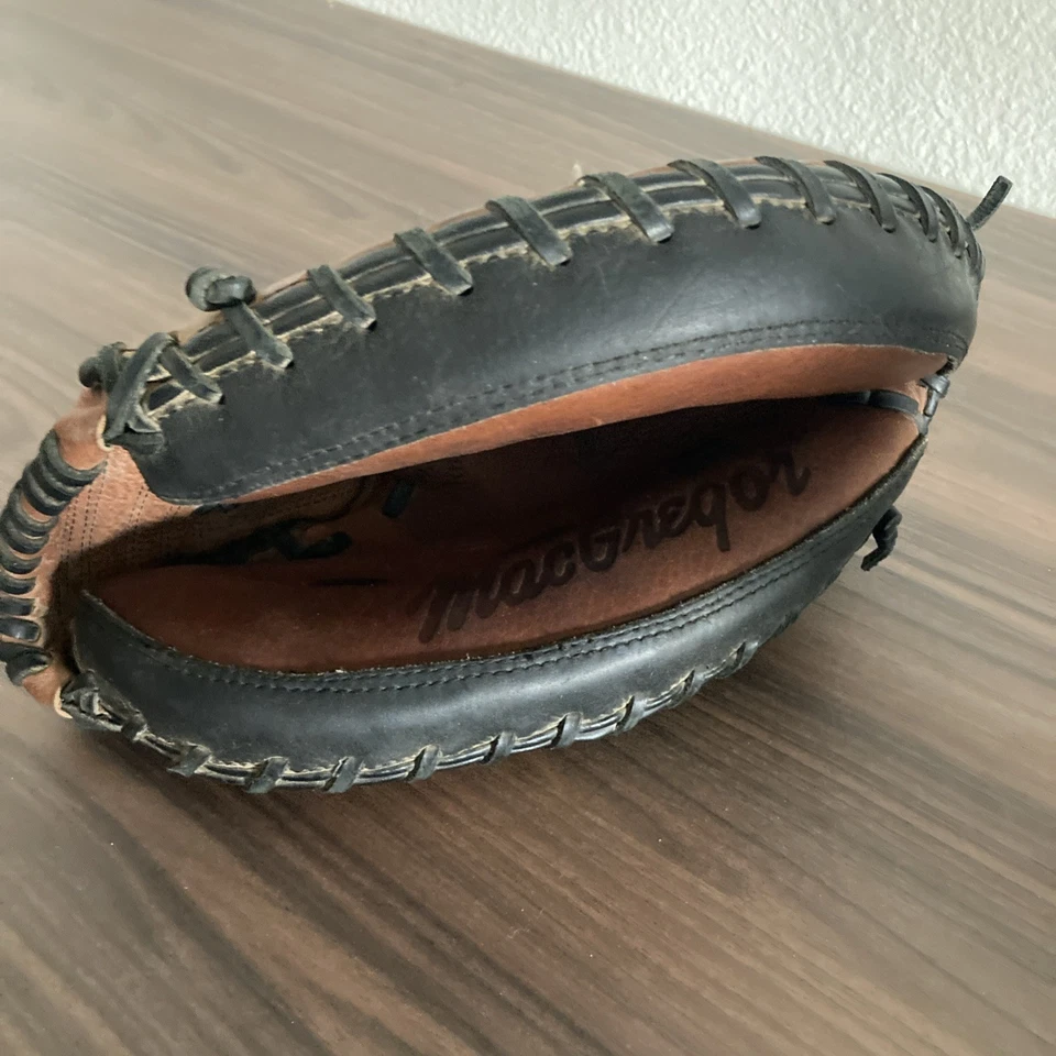 MacGregor BBCMPROX Youth 32" Catchers Mitt Glove RHT Full Grain Leather - Image 4 of 4