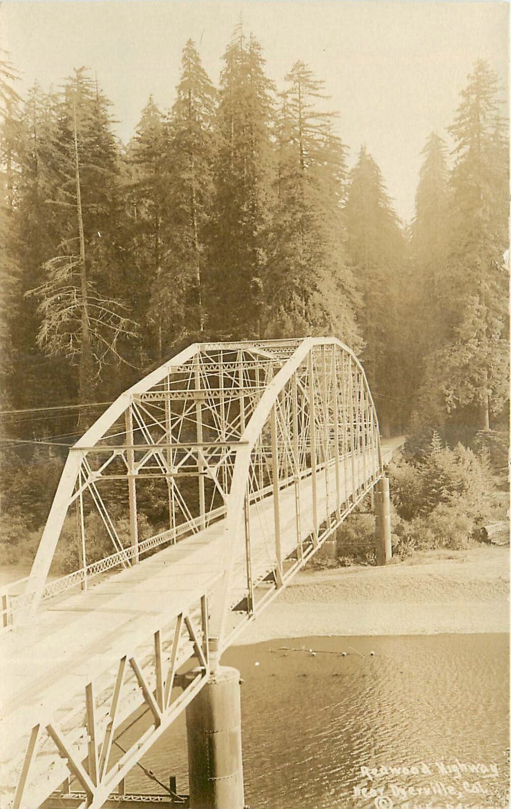 1930s Dyersville California Redwood Highway Bridge RPPC Postcard 25-1720