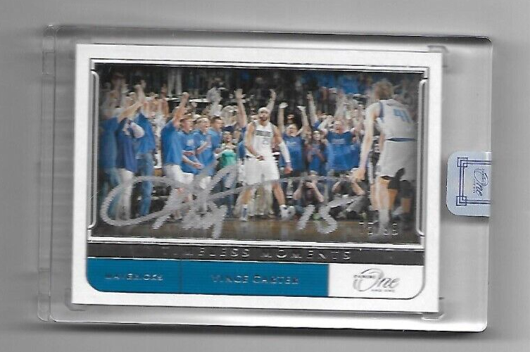 Vince Carter 21-22 Panini One and One Timeless Moments Autograph 75/99 TM-VCT
