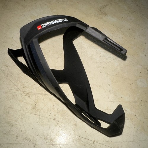 ELITE Custom Race Plus Wasserkäfig flach schwarz weiß leicht Fahrrad Rennfahrt - Bild 6 von 9