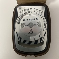 The Argus L3 Lightmeter West Germany, Leather Case Palm Size Photograph Untested