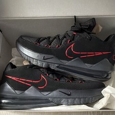Nike Men s LeBron 17 Low Bred Black/Red Low T...