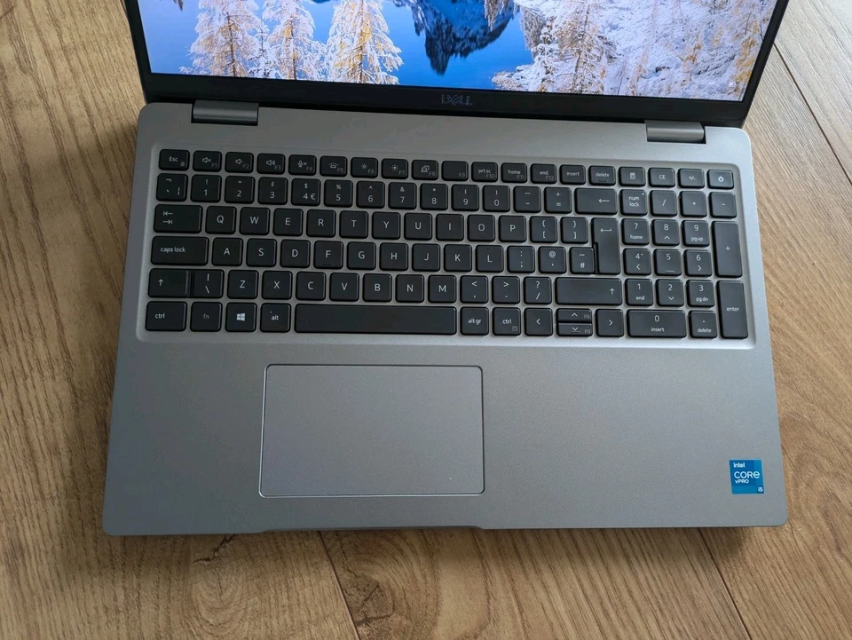 Dell Latitude 5520 Core i5 1145G7 2.6GHz 16GB RAM 256GB SSD 15.6" FHD Laptop 109 - Image 2 of 4