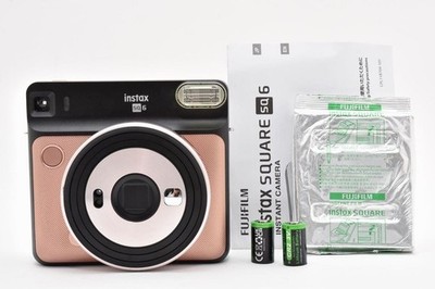 FUJIFILM instax SQUARE SQ6 analoge Sofortbildkamera mit Akku Handbuch...