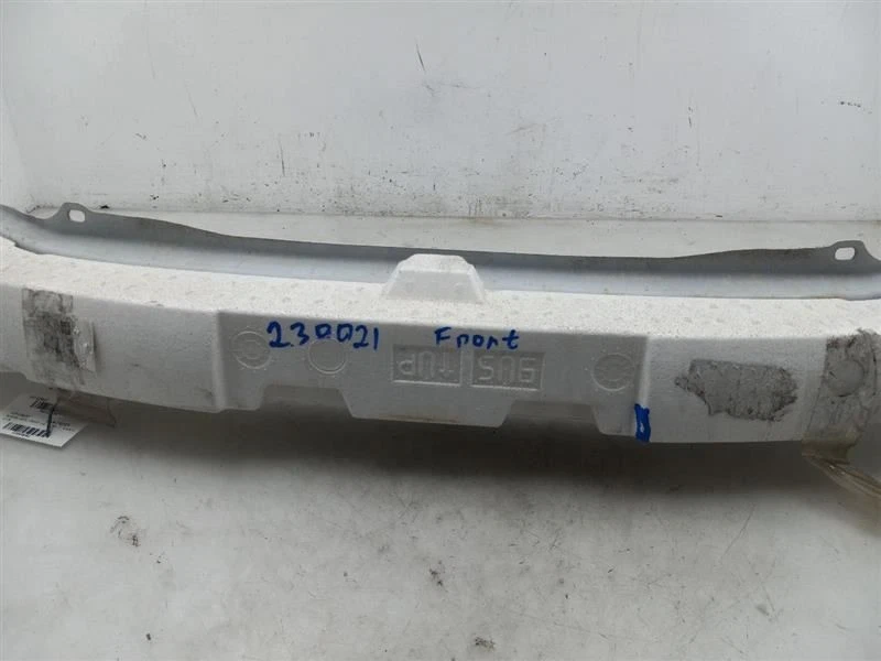 REFUERZO PARACHOQUES DELANTERO TOYOTA PRIUS C 12 13 14 Foto 2 de 4