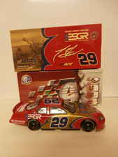 Tony Stewart 29 ESGR Marines 2004 Monte Carlo Scale 1:24 Nascar Stock Car