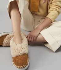 NWB TORY BURCH Toasted Caramel Buttermilk Curly Shearling Slippers Suede Sz 8.5