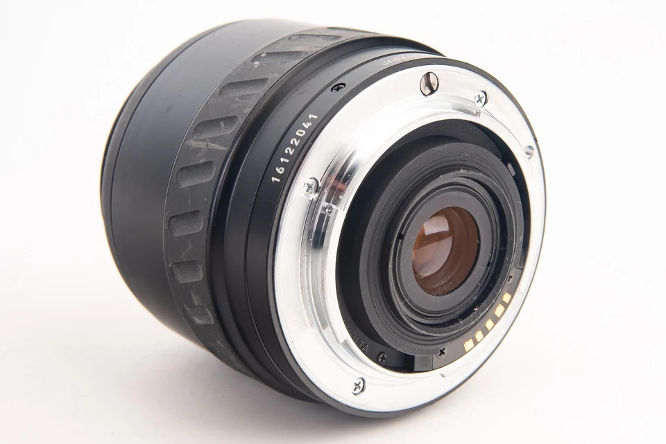 Minolta 35-105mm f/3.5-4.5 AF Macro Zoom Lens for Sony Alpha Mount V26 - Image 4 of 4