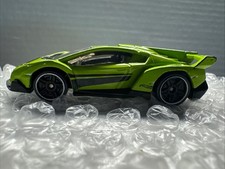 HOT WHEELS LAMBORGHINI VENENO - EX CONDITION