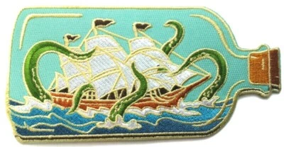 Parche bordado barco en botella 5" Sea Monster Wreck Kraken Mythical Iron On