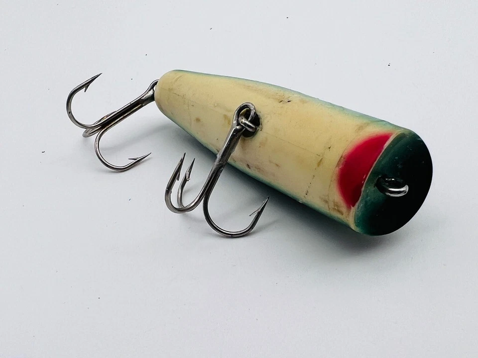 Vintage 2-3/4" Plastic Kautzky Chug Ike Fishing Lure Green Yellow Red White - Image 4 of 4