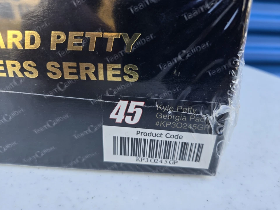 1/24 #45 2003 Kyle Petty Team Calibre Georgia Pacific nuevo sellado coche fundido a presión Foto 3 de 4