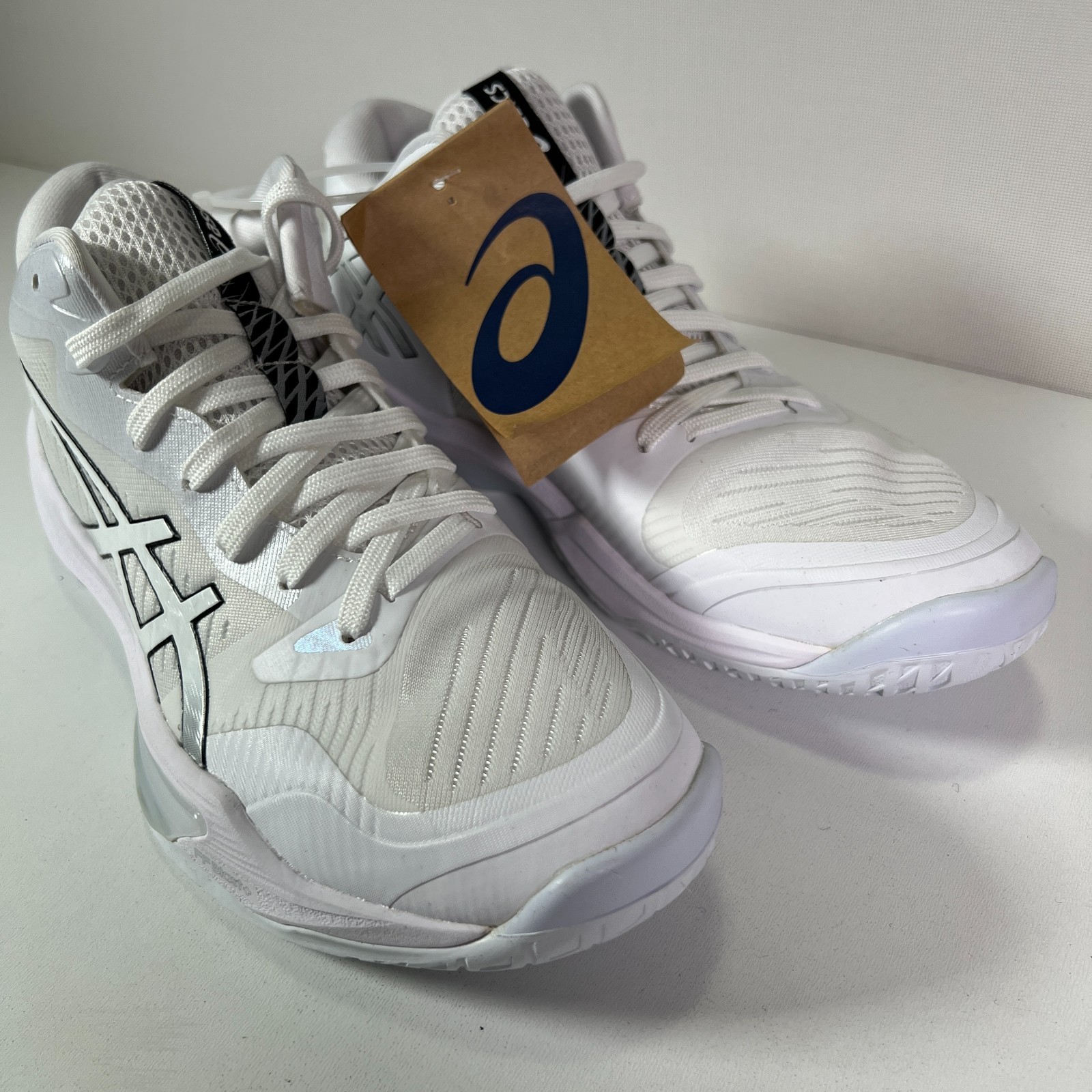 ASICS Sky Elite FF White Sneaker Volleyball Shoes 1052A076 Women's 8.5 * NEW! thumbnail 2