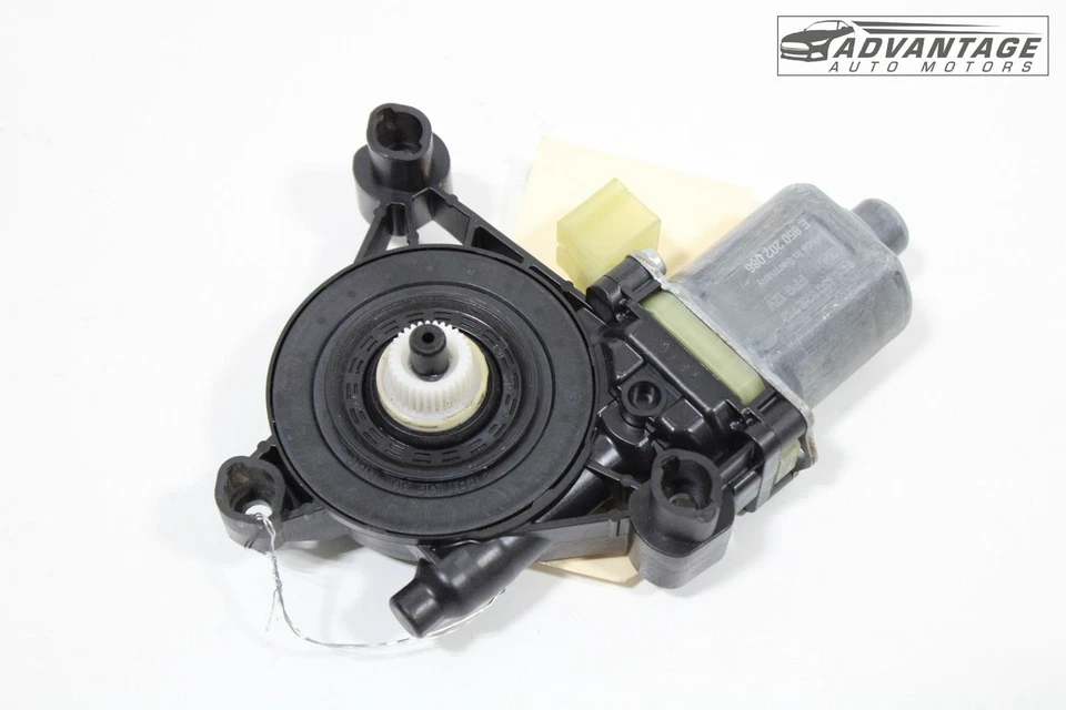 2015-2024 AUDI A3 QUATTRO 8V REAR RIGHT SIDE DOOR WINDOW REGULATOR MOTOR OEM - Image 3 of 4