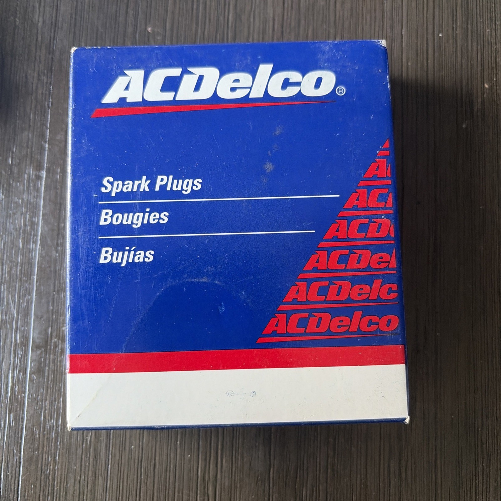 .Toyota .Bmw .Chevy .Audi .Chrysler New Spark Plug- ACDelco 41-629 box of 4
