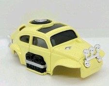 JOHNNY LIGHTNING VW BAJA BUG PALE YELLOW SLOT CAR BODY FITS AFX 1.5 WIDE MINT