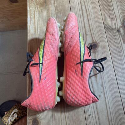 Nike Hypervenom 2014 World Cup Limited Soccer Cleats US 8.5 Used